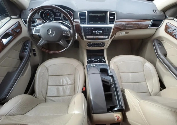 Mercedes-Benz GL cena 92700 przebieg: 98203, rok produkcji 2013 z Warszawa małe 56